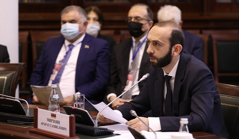 Azerbaijan continues to illegally detain hundreds of Armenian POWs and civilians: Ararat Mirzoyan