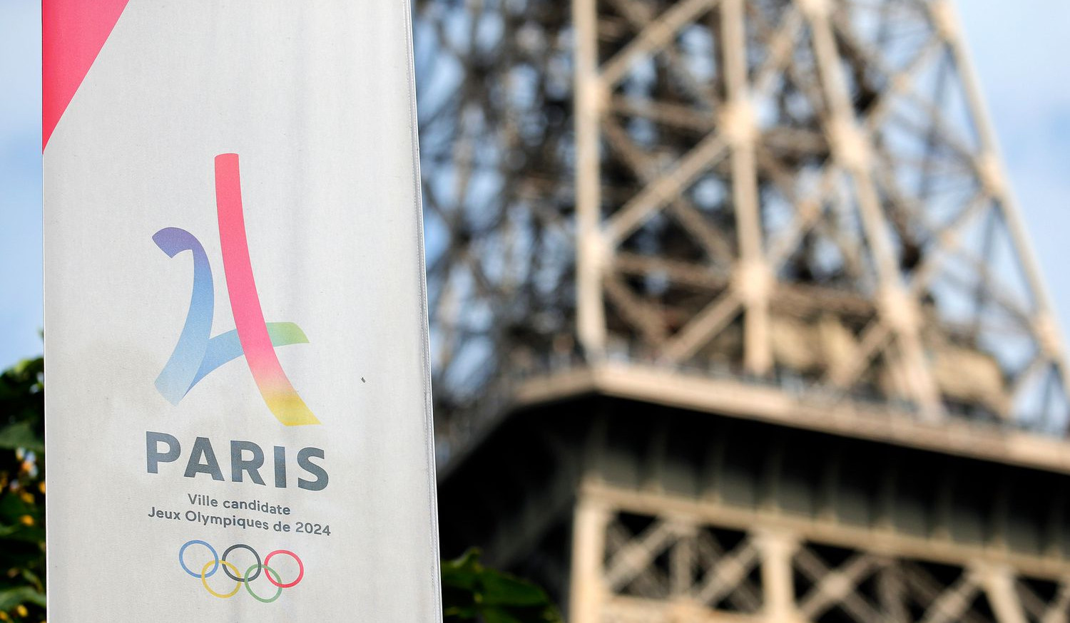 Rainy morning in Paris as countdown begins before Olympics' opening ceremony