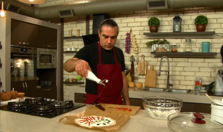 Let's Cook Together: White Pizza