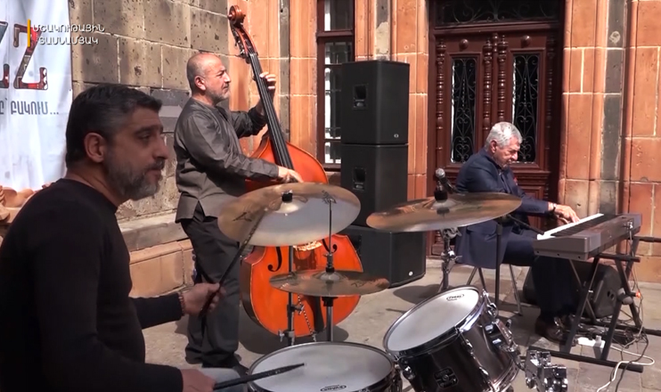 Культурное десятилетие