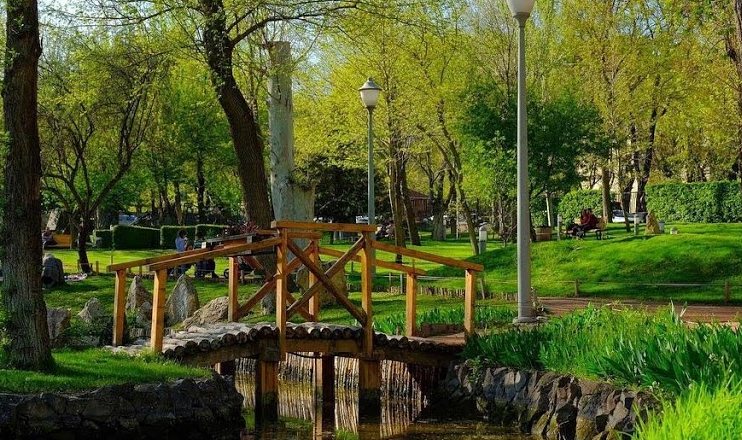 Հասարակական այգիները Երևանում