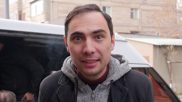 Դաշնամուրներ՝ մարզերին