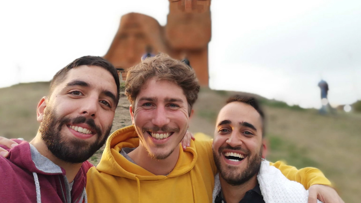 Կամավորները. Գարո Սեֆերյան