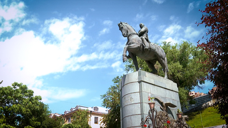 Marshal Baghramyan Statue