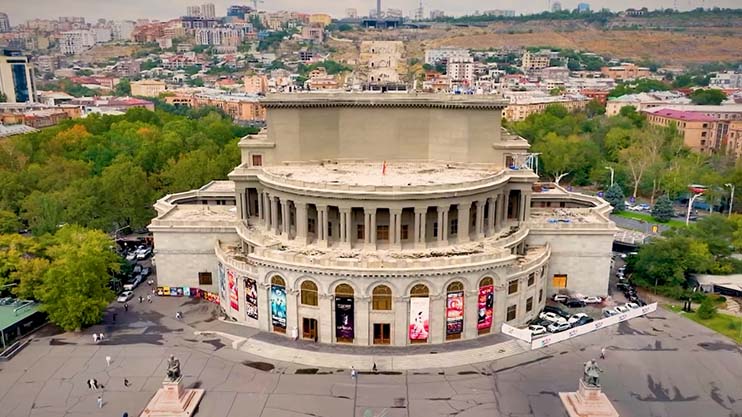 Buildings and Tales: Opera House