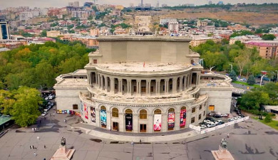 Buildings and Tales: Opera House