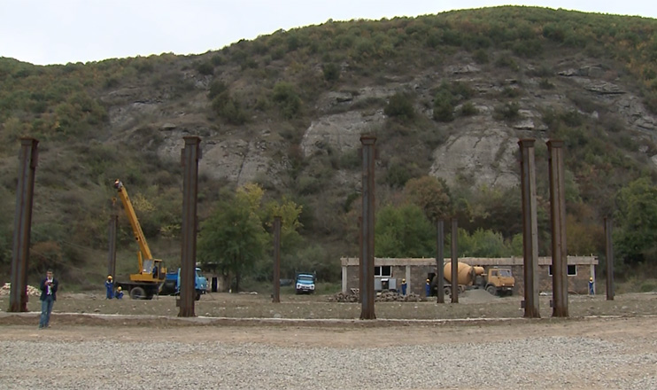 Առաջին տնտեսական