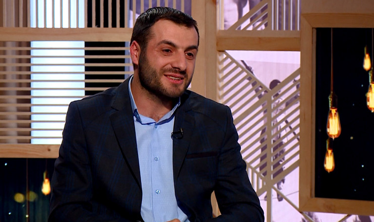 Life in a Palm: Tigran Virabyan