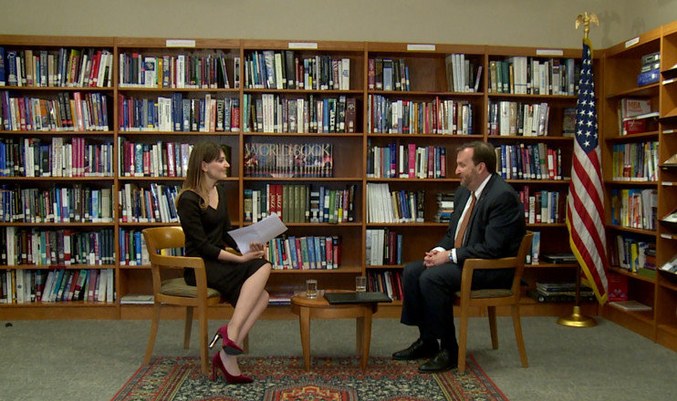 "Agenda: interview" Richard Mils