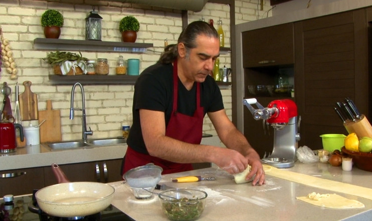 Let's Cook Together: Meat Pie