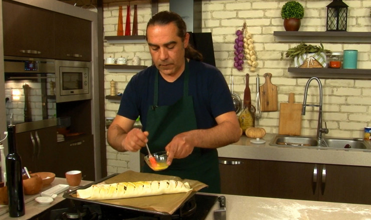 Let's Cook Together: Meat and Vegetable Pie