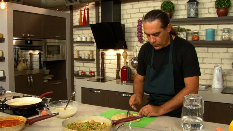 Let's Cook Together: Chicken Pancakes