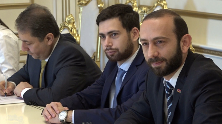 Парламентская неделя
