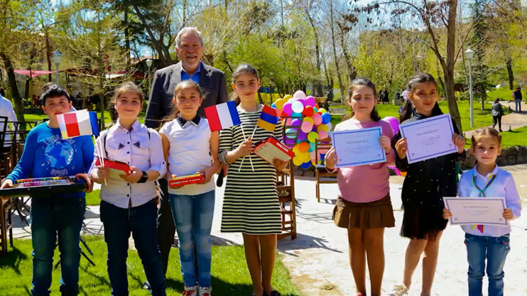 Վերադարձ դեպի ապագա. Վերագտնելով հայի ինքնությունը. Ալեն Տուհադյան