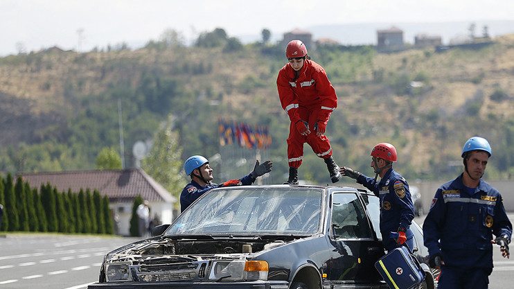Լուրեր 15:00
