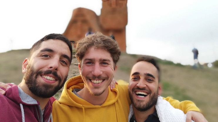 Կամավորները. Գարո Սեֆերյան