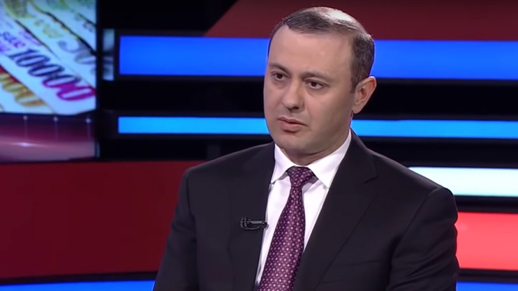 Հարցազրույց Պետրոս Ղազարյանի հետ. Արմեն Գրիգորյան