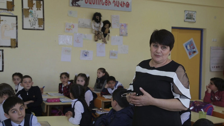 Учитель. Марине Камалян