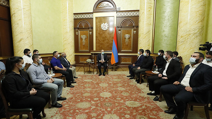 Լուրեր 15:00