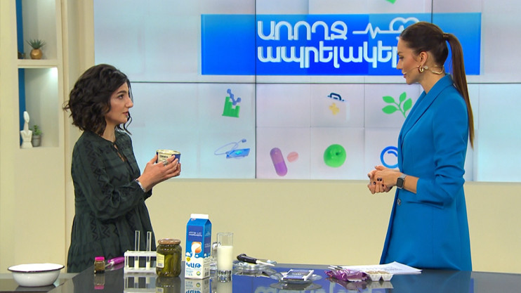 Healthy Lifestyle: Depression, Choosing Safe and High-quality Food