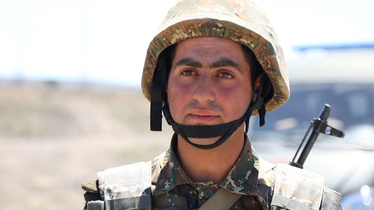 Զինուժ