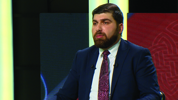 Интервью с Давидом Санасаряном