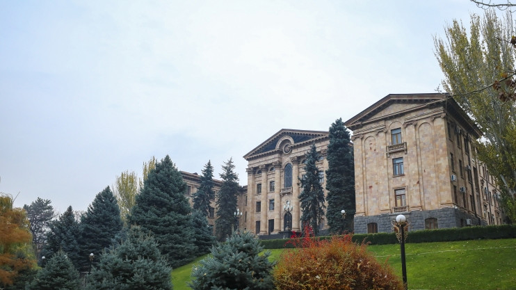 Парламентская неделя