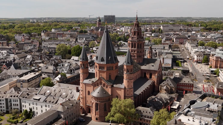 On Foreign, Desolate Roads - Mainz