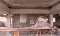 Բարդ երկուշաբթի - Սեյսմակայունություն