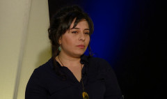 Չակերտներ. Մանան Առաքելյան