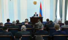 Agenda 09:00