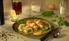 Let's Cook Together: Chicken Breast with Spinach and Cheese