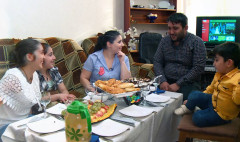 Ընտանիքը. Խերունցներ