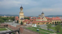 Օտար, ամայի ճամփեքի վրա. Ալբա Յուլիա