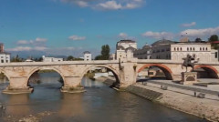 Օտար, ամայի ճամփեքի վրա. Մակեդոնիա