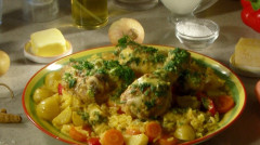 Let's Cook Together: Chicken Sauce with Garnish