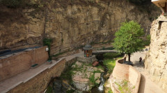 Օտար, ամայի ճամփեքի վրա. Թբիլիսի, Բոլնիս, Մցխեթ