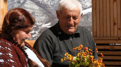 Զանգակ - Բամբակ. Ռազմիկ և Ալվարդ