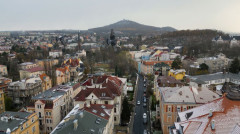 Օտար, ամայի ճամփեքի վրա. Տեպլիցե