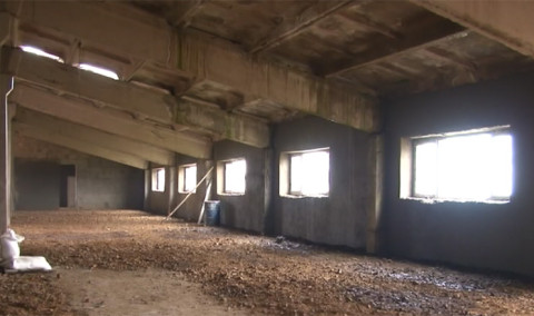 10.04.15 / Հրապարակում