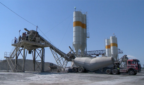 Առաջին տնտեսական