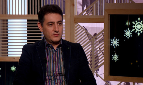 Life in a Palm: Eduard Topchyan