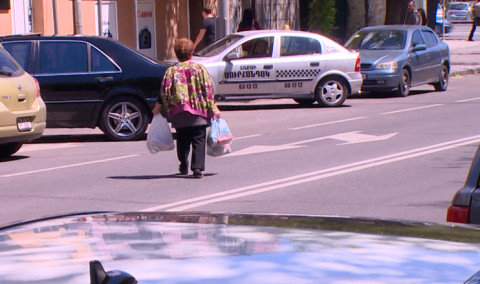 Law and order on pedestrian-driver relations