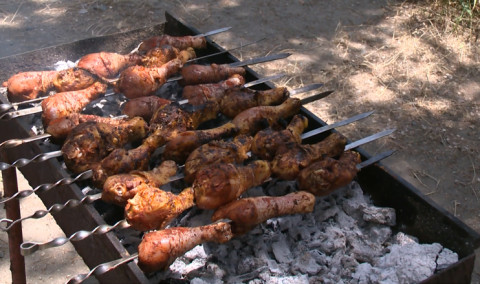 Առաջին տնտեսական