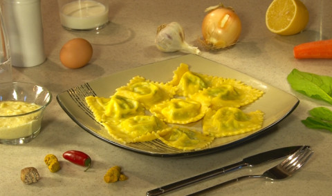 Let's Cook Together: Ravioli with Carrot and Spinach
