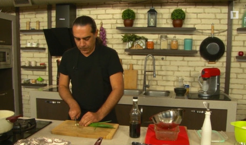 Let's Cook Together: Beef with Sour Sauce