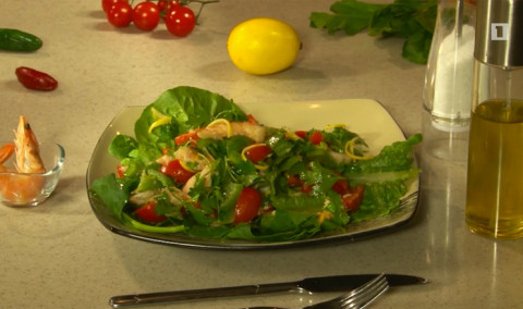 Let's Cook Together: Salad with Shrimp and Tomatoes