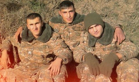 Посвящённые. Нарек, Грайр, Геворг
