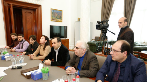 Вести 15:00