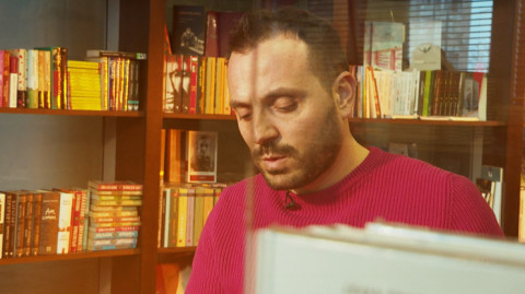 Книжная полка. Айк Амбардзумян